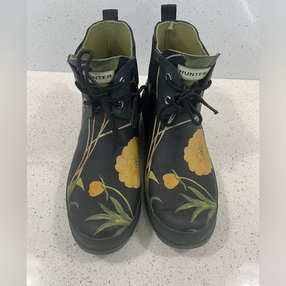 Hunter Shoes - Hunter x Royal Horticultural Society Floral Ankle Rain Boots